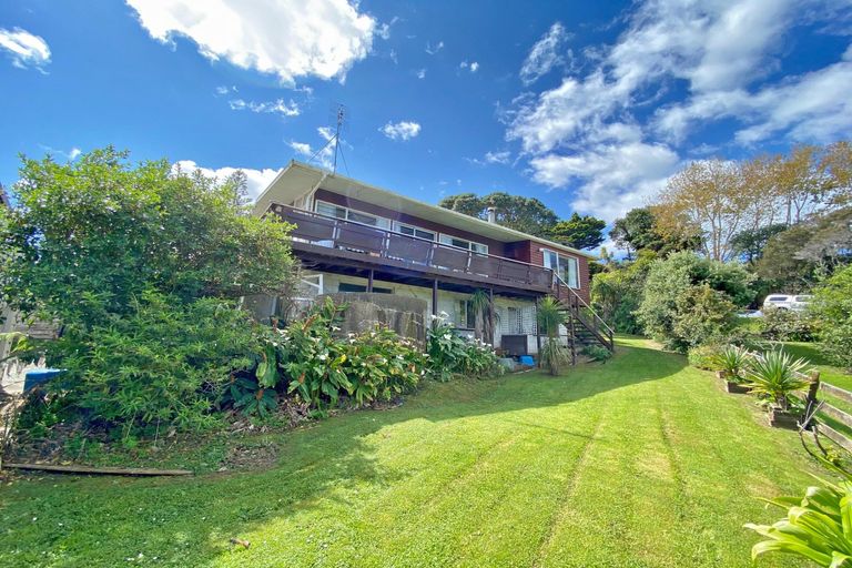 Photo of property in 8 Kendale Drive, Leigh, 0985