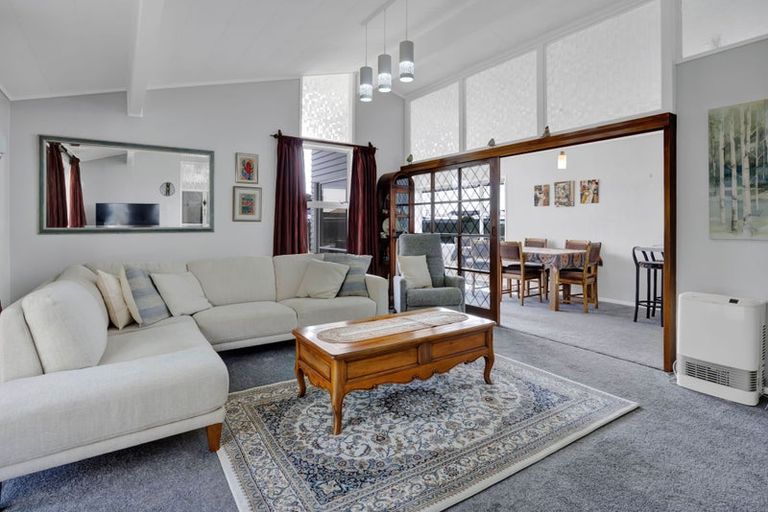 Photo of property in 30a Disraeli Street, Hawera, 4610