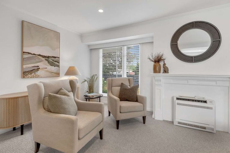 Photo of property in 6 Trent Avenue, Hokowhitu, Palmerston North, 4410