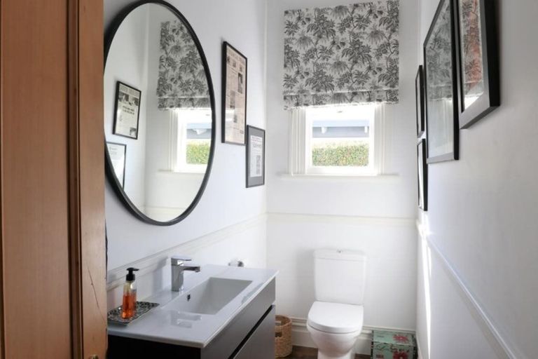 Photo of property in 2/11 Patuone Avenue, Devonport, Auckland, 0624