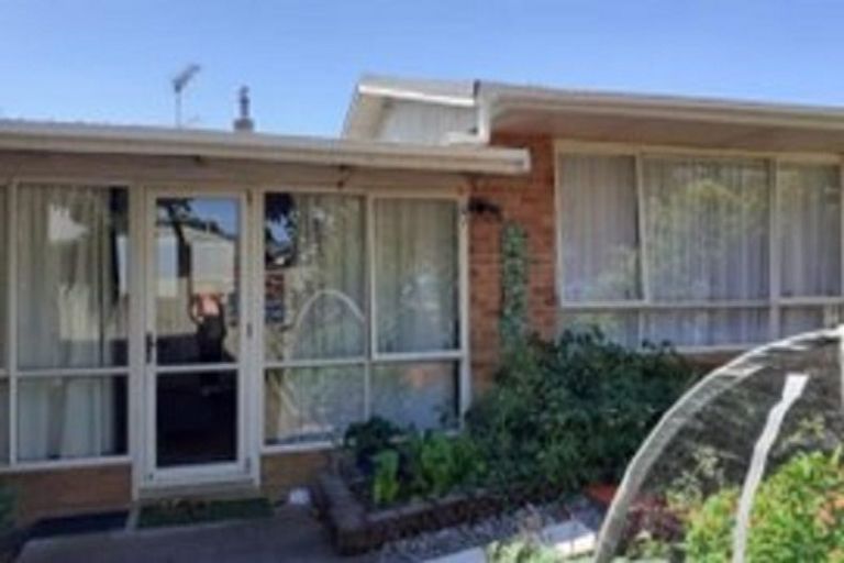 Photo of property in 1/16 Paerata Road, Pukekohe, 2120