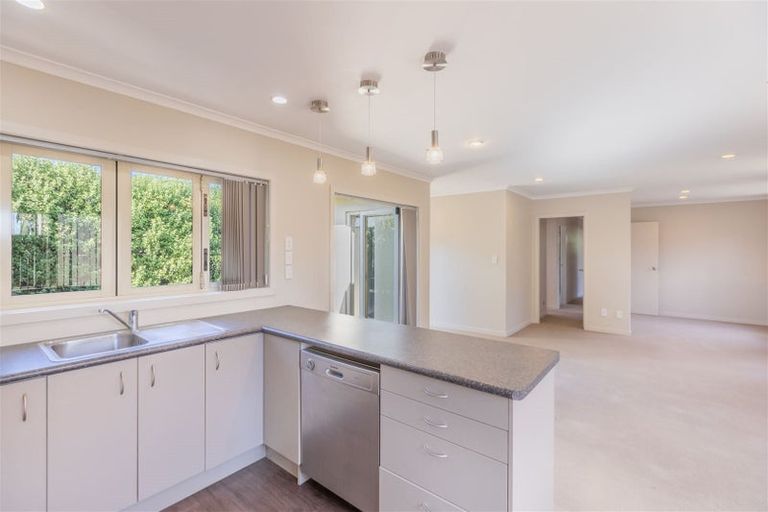 Photo of property in 42a Taradale Road, Marewa, Napier, 4110