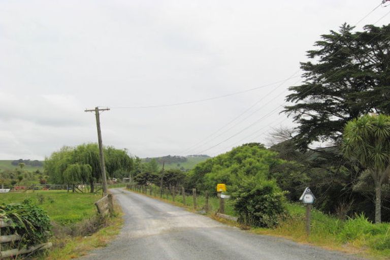 Photo of property in 27 Cane Road, Waimauku, 0812