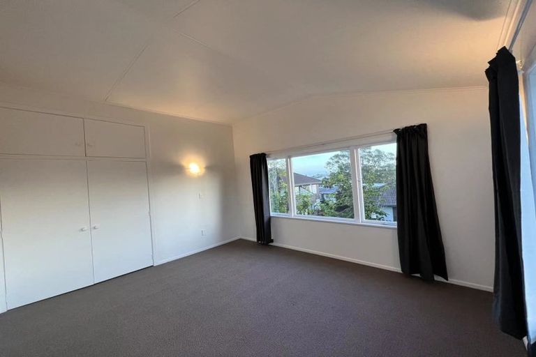 Photo of property in 16 Richards Avenue, Forrest Hill, Auckland, 0620