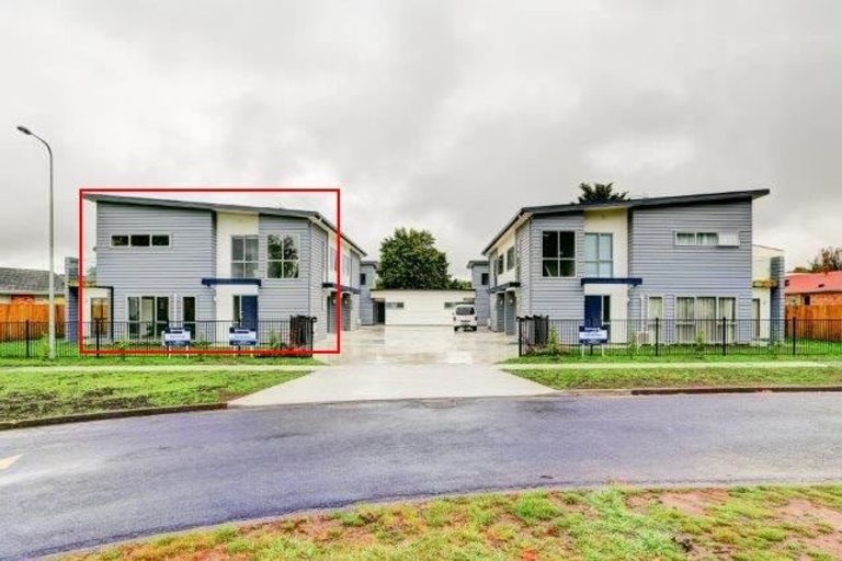 Photo of property in 1/11 Crosher Place, Silverdale, Hamilton, 3216