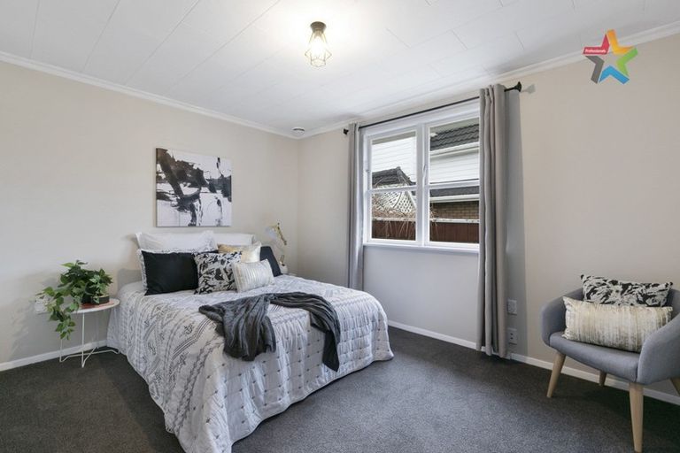 Photo of property in 50 Holdsworth Avenue, Trentham, Upper Hutt, 5018