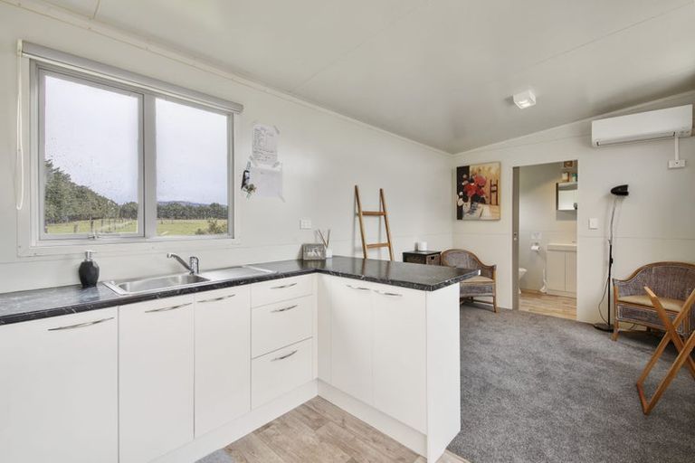 Photo of property in 120 Glews Road, Cust, Rangiora, 7471