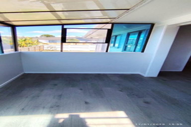 Photo of property in 1/9 Charntay Avenue, Clover Park, Auckland, 2019