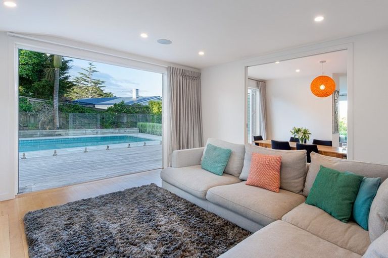 Photo of property in 40 Channel View Road, Campbells Bay, Auckland, 0630