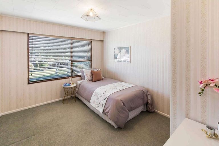 Photo of property in 19 Akepiro Place, Tawhero, Whanganui, 4501
