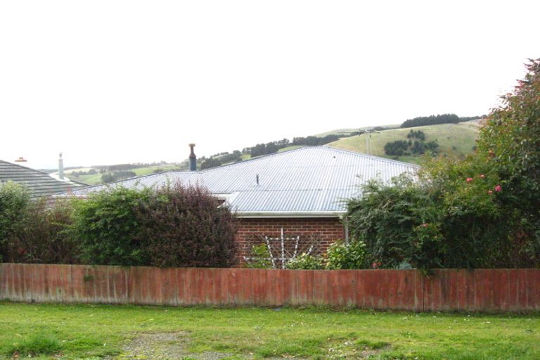Photo of property in 9 Featherston Street, Macandrew Bay, Dunedin, 9014