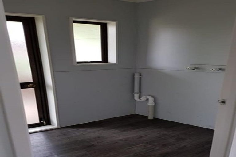 Photo of property in 20 Thistledew Place, Bayview, Auckland, 0629