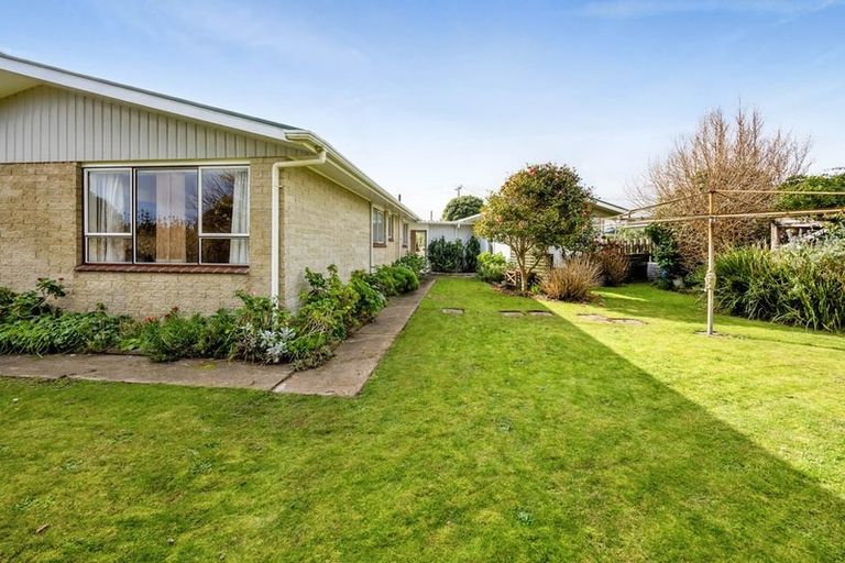 Photo of property in 84 Domett Street, Opunake, 4616