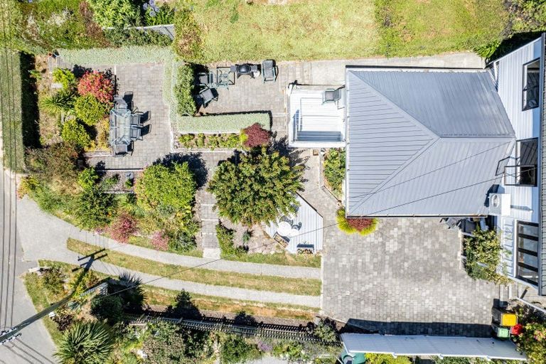 Photo of property in 17 Penlington Place, Akaroa, 7520