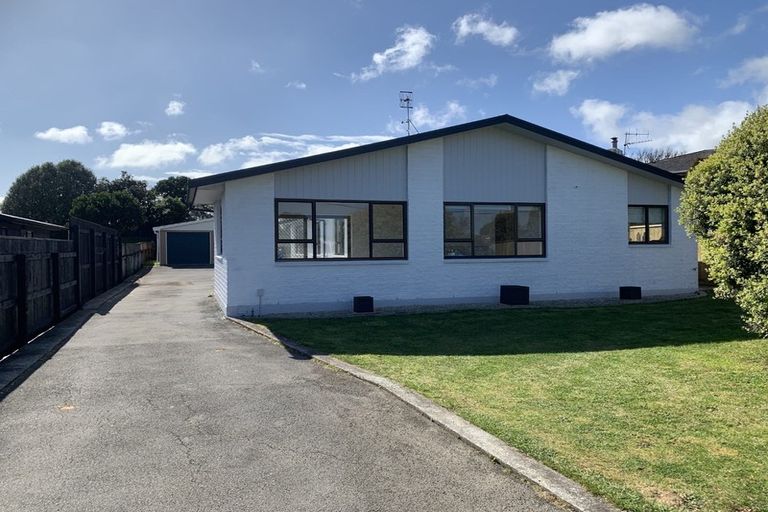 Photo of property in 85 Martin Road, Paraparaumu Beach, Paraparaumu, 5032