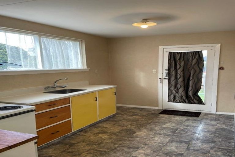 Photo of property in 1/22 Lyndon Street, Riccarton, Christchurch, 8011