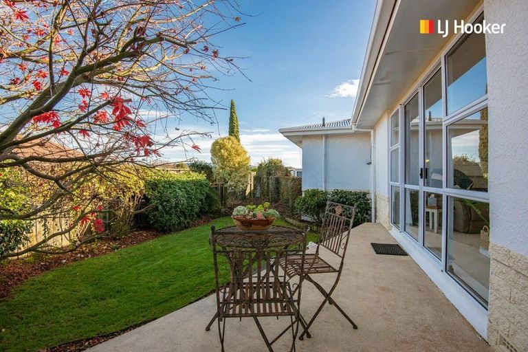 Photo of property in 8 Esk Place, Mosgiel, 9024