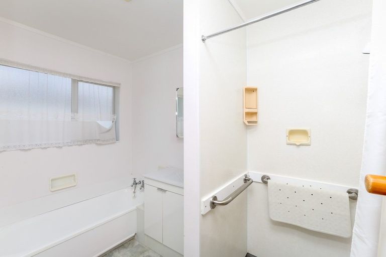 Photo of property in 1/6 Wicklow Place, Bell Block, New Plymouth, 4312