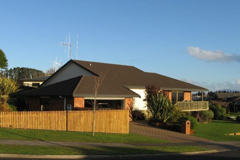 Photo of property in 2 Prospect Place, Western Heights, Hamilton, 3200