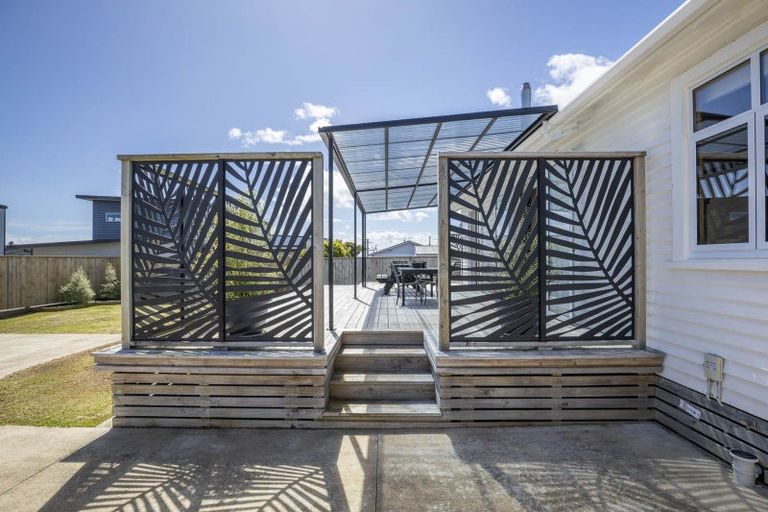 Photo of property in 7b French Street, Moturoa, New Plymouth, 4310