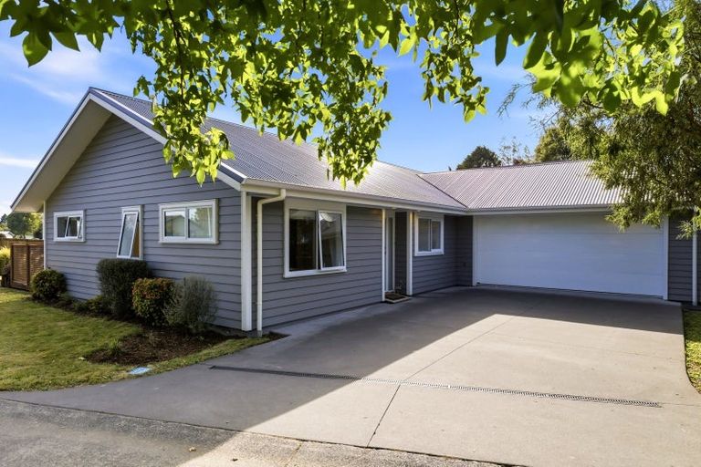 Photo of property in 35 Ngahana Place, Turangi, 3334