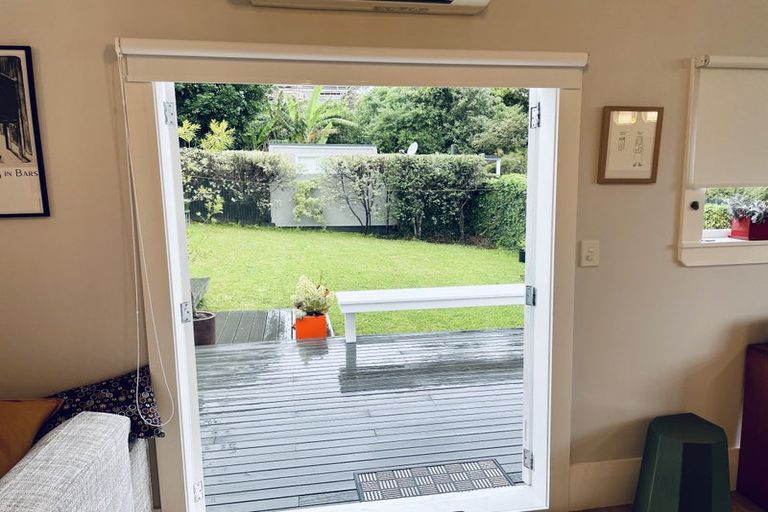 Photo of property in 28 Farrar Street, Grey Lynn, Auckland, 1021