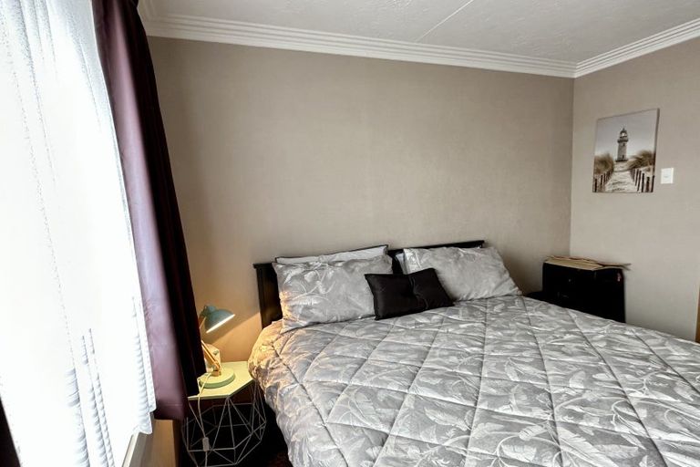 Photo of property in 54 West Plains Road, Waikiwi, Invercargill, 9810