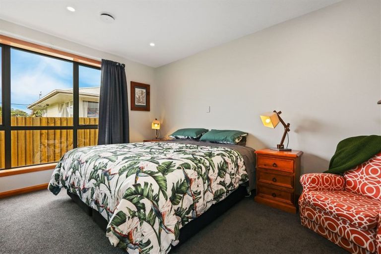 Photo of property in 211 Buchanans Road, Hei Hei, Christchurch, 8042