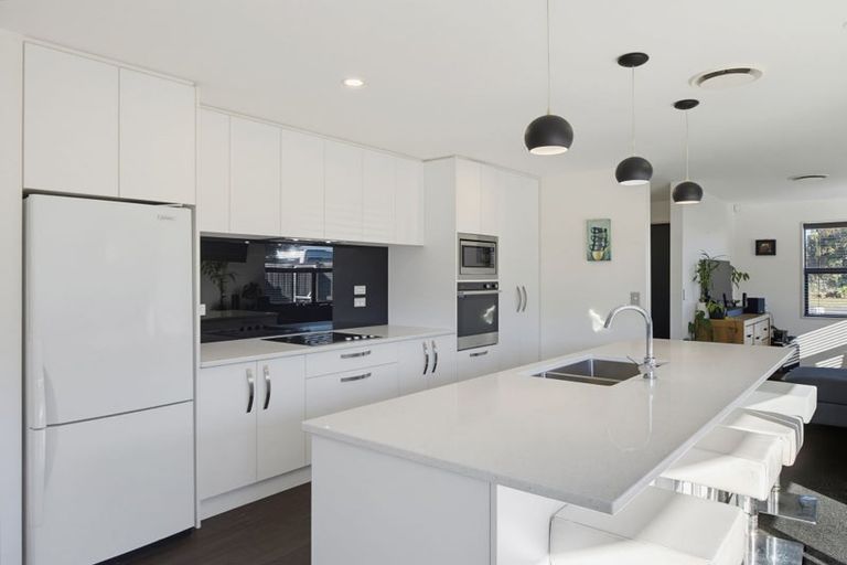 Photo of property in 35 Marriotts Road, North New Brighton, Christchurch, 8083