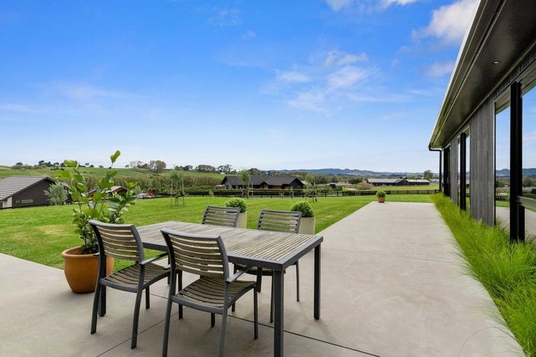 Photo of property in 19 Old Vintners Close, Te Kauwhata, 3782