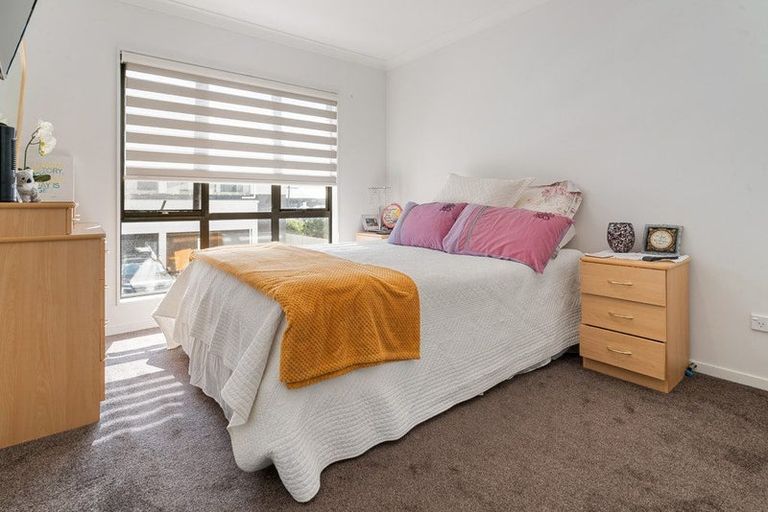 Photo of property in 13 Lovely Lane, Manurewa, Auckland, 2102