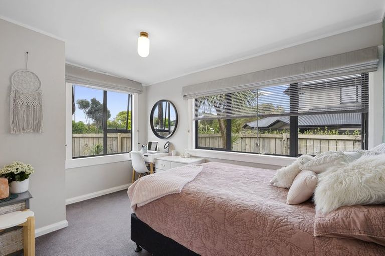 Photo of property in 51 Upjohn Street, Brooklands, New Plymouth, 4310