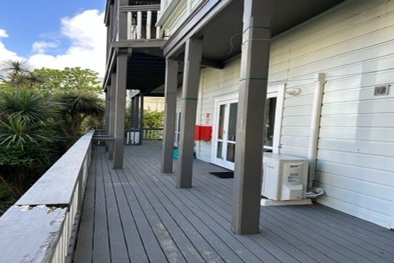 Photo of property in 201 The Terrace, Wellington Central, Wellington, 6011