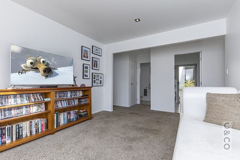 Photo of property in 8 Pineview Lane, Helensville, 0875