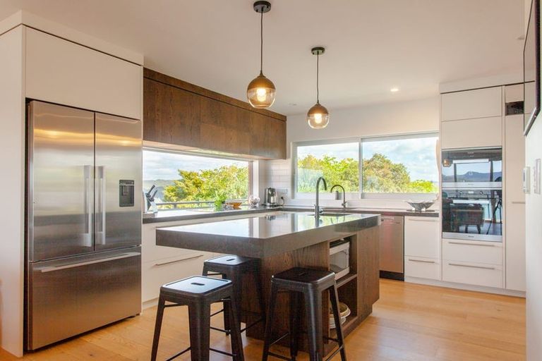 Photo of property in 30 Binnie Street, Paihia, 0200