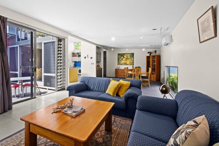 Photo of property in 35 Church Road, Taradale, Napier, 4112