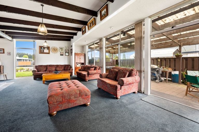 Photo of property in 28 Iles Road, Lynmore, Rotorua, 3010