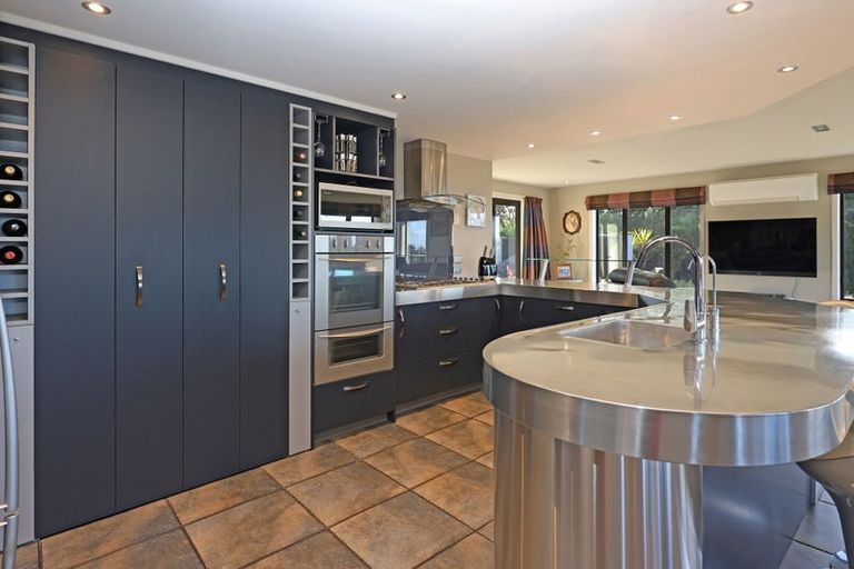 Photo of property in 21 North Ridge Drive, Oamaru North, Oamaru, 9400