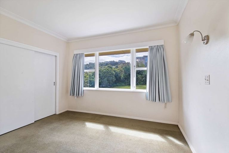Photo of property in 101 Dowse Drive, Maungaraki, Lower Hutt, 5010