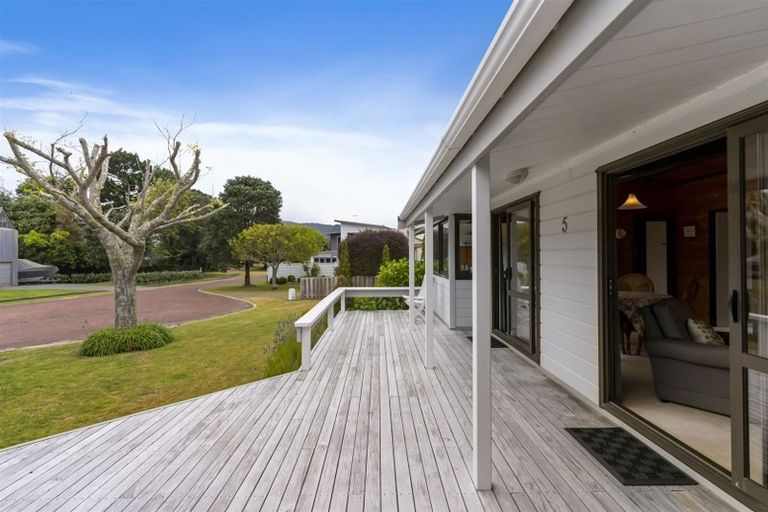 Photo of property in 5 Courtney Close, Pauanui, Hikuai, 3579