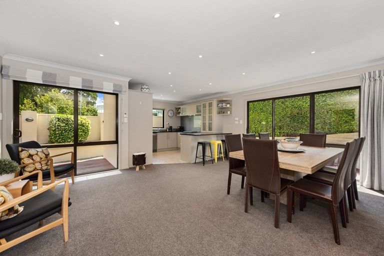 Photo of property in 98 River Road, Hamilton East, Hamilton, 3216