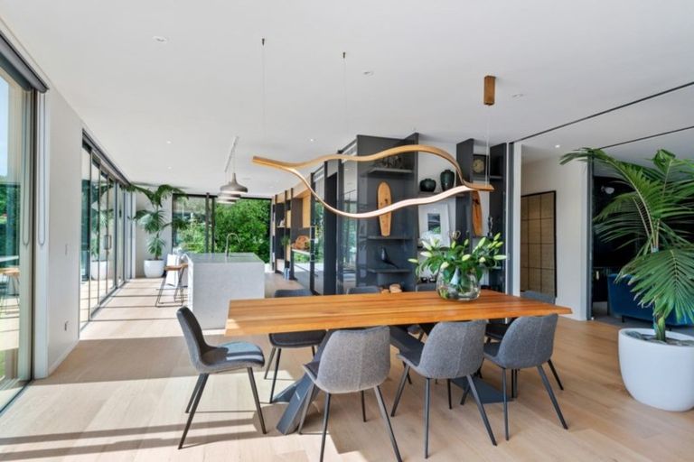 Photo of property in 1 Wood Lane, Fendalton, Christchurch, 8014