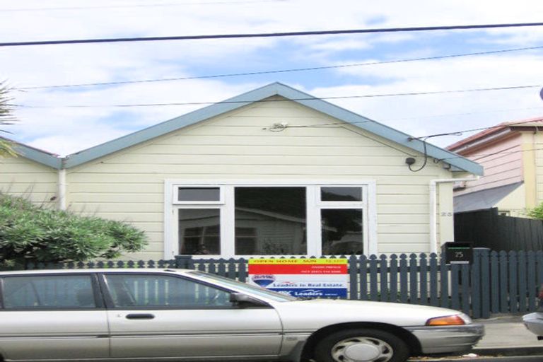 Photo of property in 25 Normanby Street, Newtown, Wellington, 6021