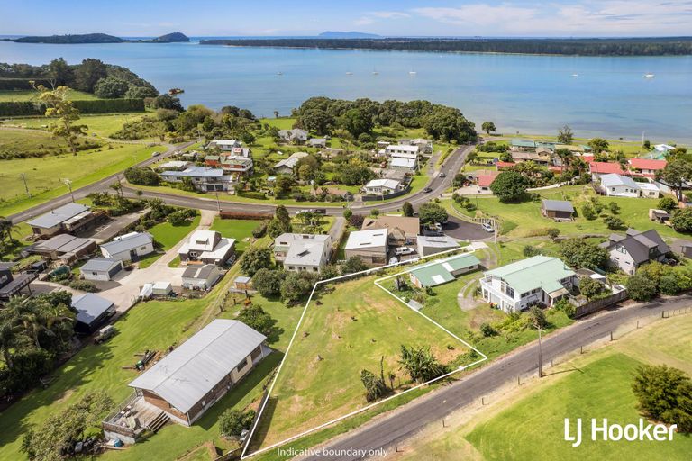 Photo of property in 16a Harbour View Road, Tahawai, 3170