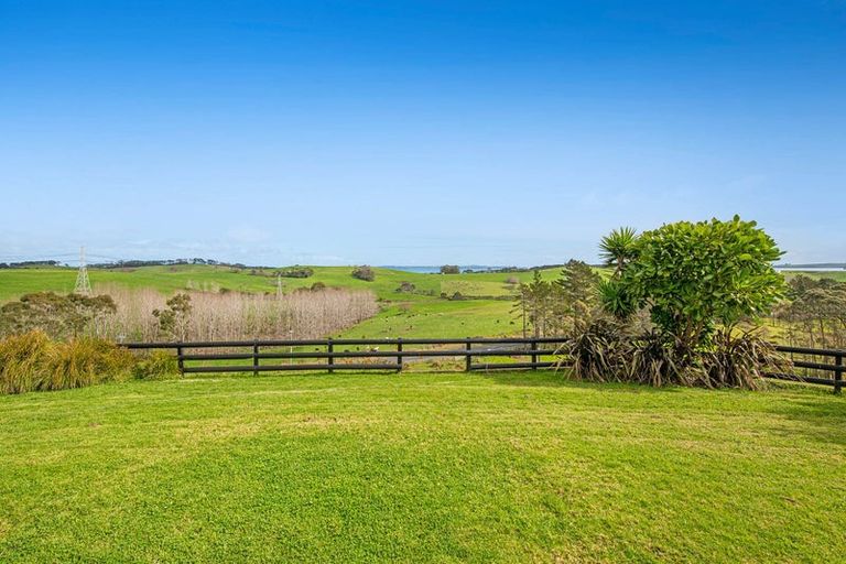 Photo of property in 3050 Kaipara Coast Highway, Glorit, Warkworth, 0984