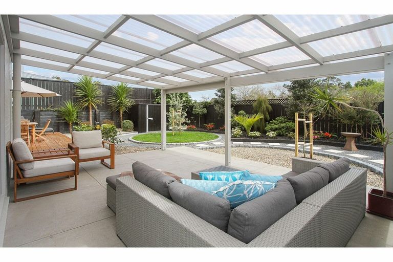 Photo of property in 30 Arthur Rolfe Lane, Swanson, Auckland, 0614