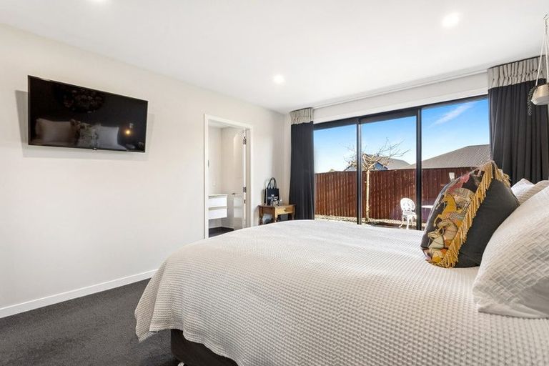 Photo of property in 21 Blair Place, Kaiapoi, 7630