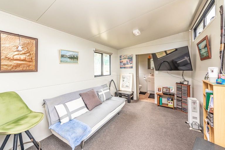 Photo of property in 44 Rangiora Street, Castlecliff, Wanganui, 4501