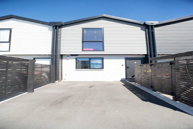 Photo of property in 55 Miromiro Street, Broomfield, Christchurch, 8042
