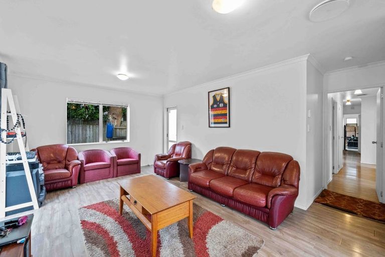 Photo of property in 10 Portrush Lane, Takanini, 2112